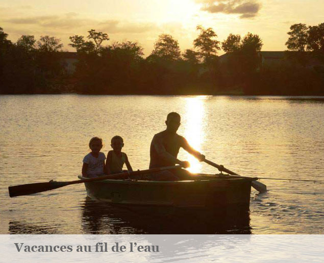 photo ballade à barque en famille sur le tarn